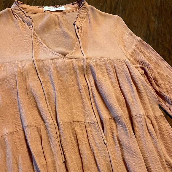 Mustard Seed Boho Tiered 3/4 Sleeve Smocked Peasant Mini Dress - Picture 3 of 10